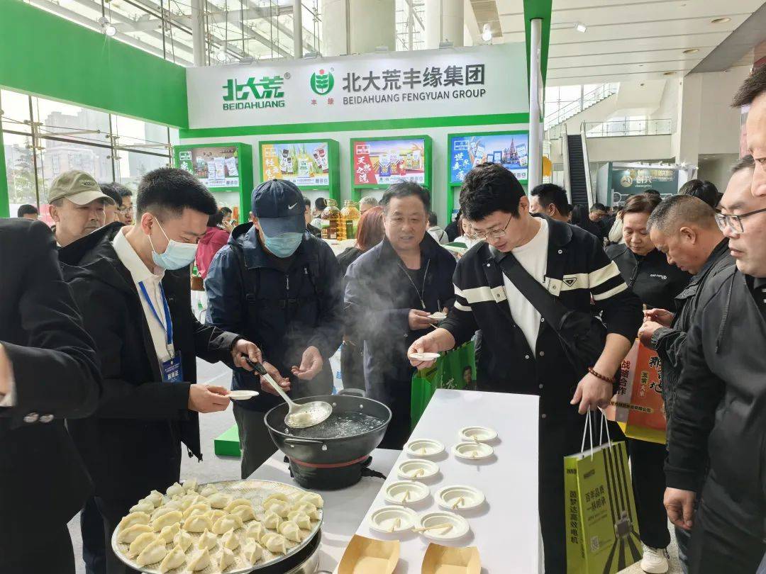“豐緣”產(chǎn)品糧油食品博覽會上獲好評:糧油食品